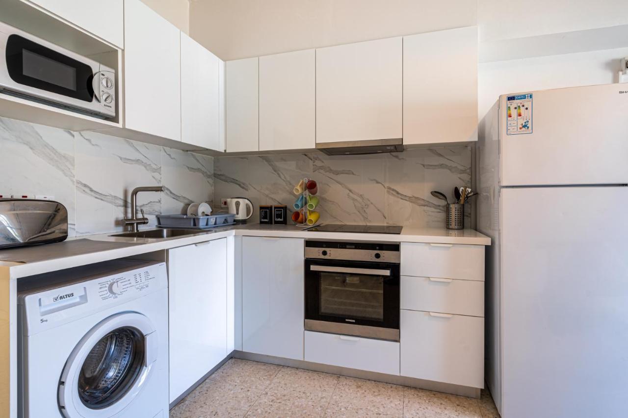Sea Breeze 1-Br Apt In Pyla Ngoại thất bức ảnh